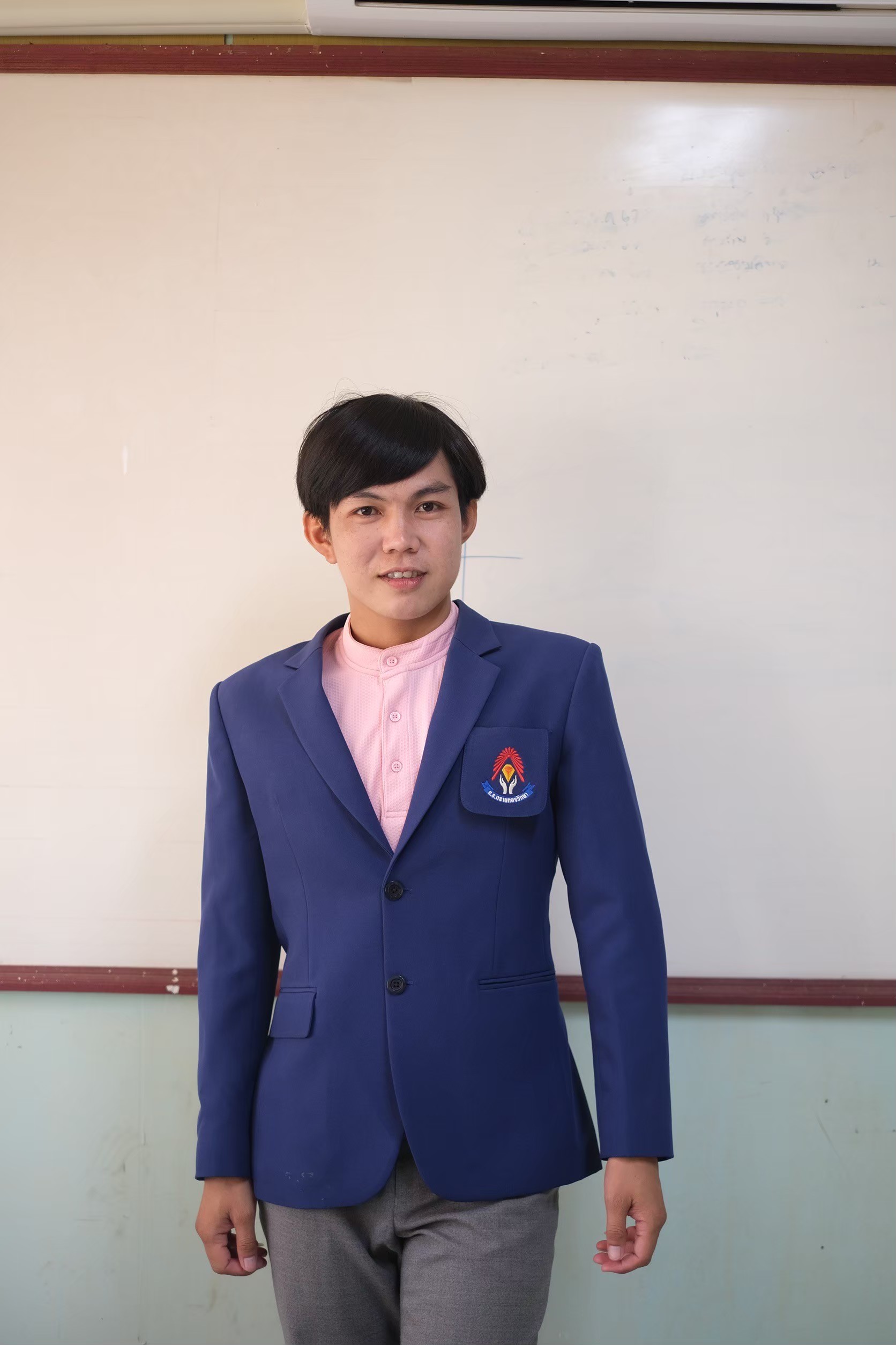 นายอนันตชัย  พาหา
